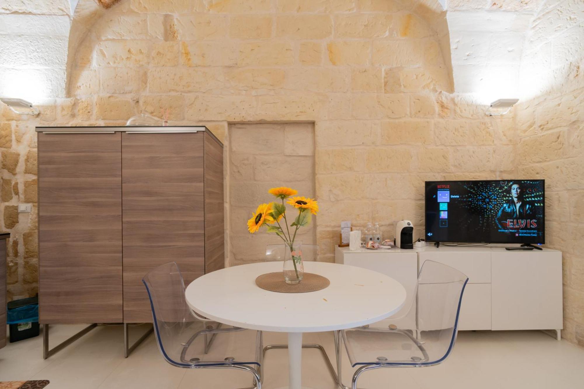 Dimora Barocca Apartment Irene Λέτσε Εξωτερικό φωτογραφία